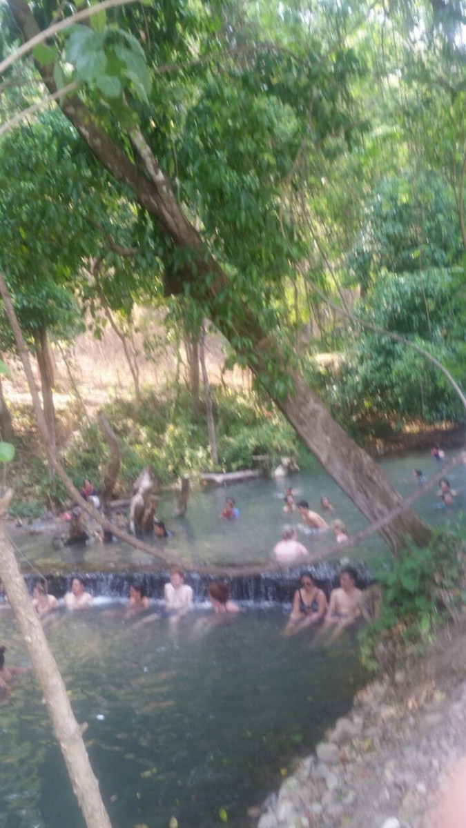 Sai Ngam Natural Hot Spring